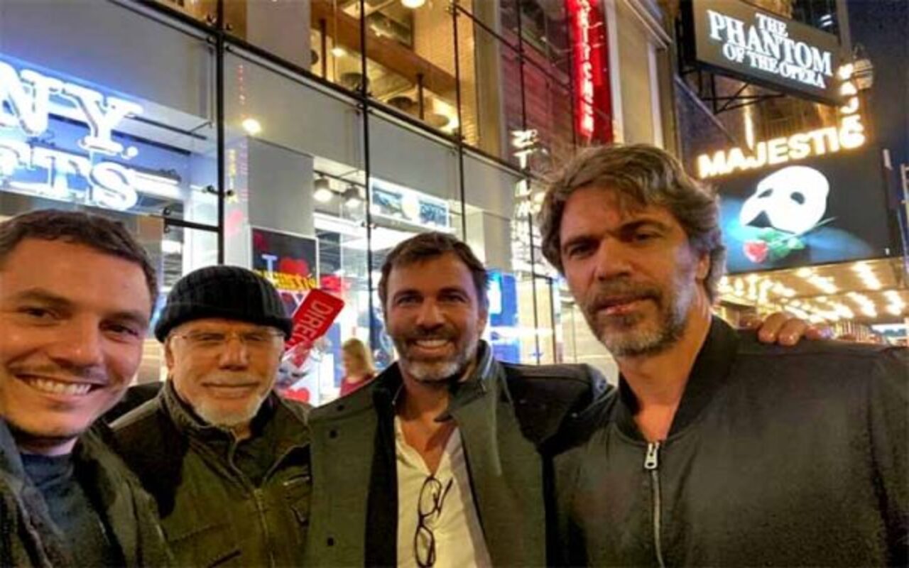 Reginaldo Faria tem três filhos, todos também ligados ao universo artístico: os atores Marcelo e Candê Faria, e o diretor e produtor Régis Faria. Marcelo e Régis são frutos do casamento com a psicanalista Katia Ashcar. Já Candé é filho do ator com a advogada e paisagista Telca Malheiro. Desde 2005, ele é casado com a psicoterapeuta Vania Dotto Alves.

