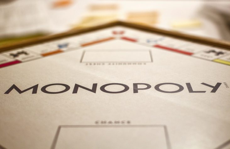 Jogo Monopoly – Joshua Hoehne/Unsplash