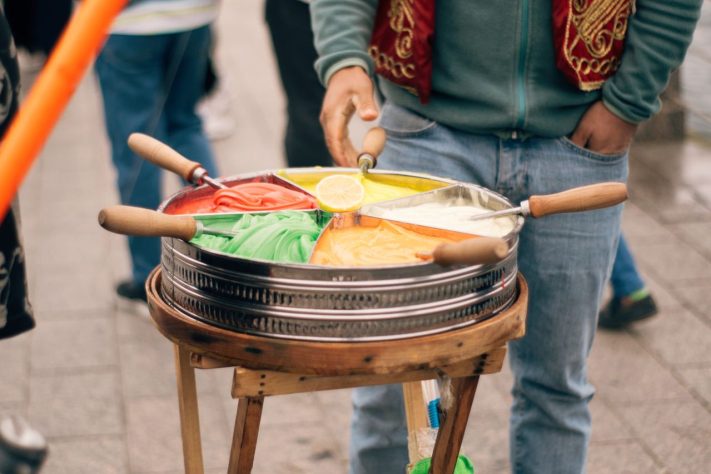 Dondurma, sorvete feito com ingrediente raro na Turquia pode ser cortado, moldado e esticado – Pexels/Berna