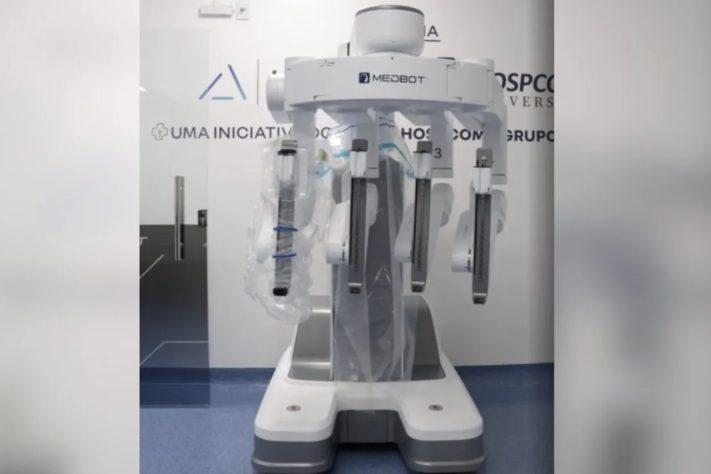 Brasil faz 1ª cirurgia de retirada de tumor no rim a 2.380 km de distância – Divulgação