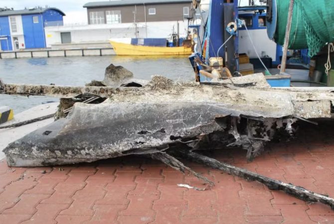 Destroços encontrados por acaso em floresta da Polônia podem dar respostas sobre avião abatido na 2ª Guerra Mundial