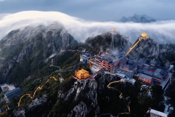 Monte Laojun, China – Reprodução/YouTube ChinaVista