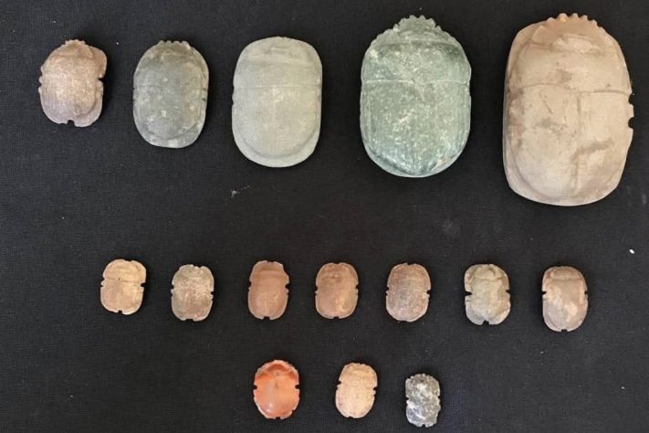 Mais de 500 estatuetas são encontradas em antiga necrópole egípcia – Cortesia do Ministério do Turismo e Antiguidades do Egito