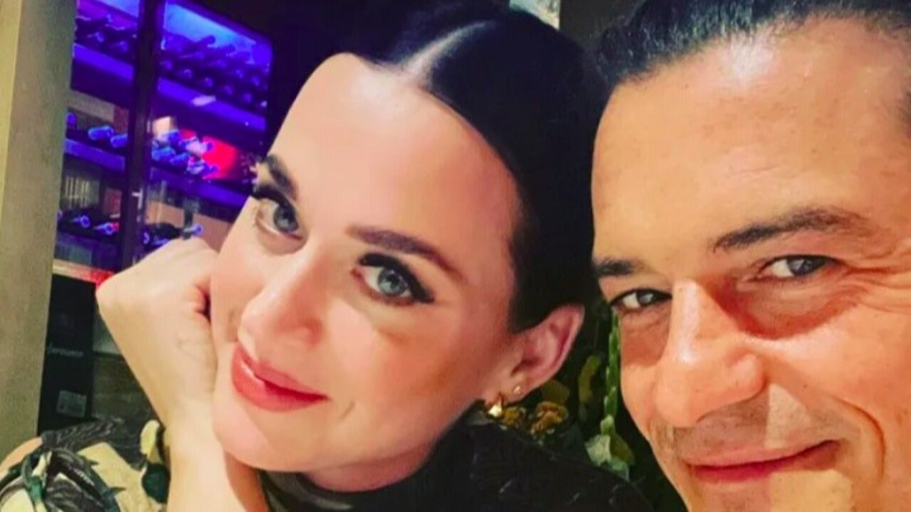 Katy e Orlando começaram a se relacionar em janeiro de 2016. Em fevereiro de 2019, Bloom pediu Katy em casamento com um anel em formato de flor, e o casal anunciou a gravidez em março de 2020. A filha do casal, Daisy Dove Bloom, nasceu em agosto do mesmo ano. O casal se separou em 2025.
