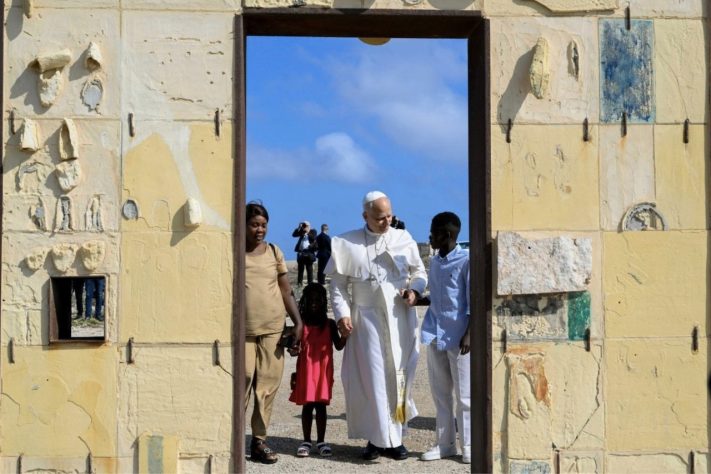 Papa Leão XIV visita a Lampedusa, ilha símbolo da migração, e cobra ações da Europa – Divulgação/@Vatican Media