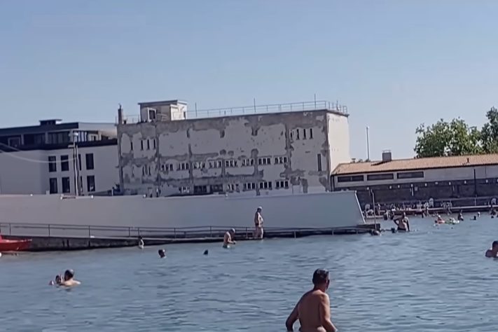 Praia da Itália gera polêmica ao separar homens e mulheres por mais de 100 anos – Reprodução/TV Record