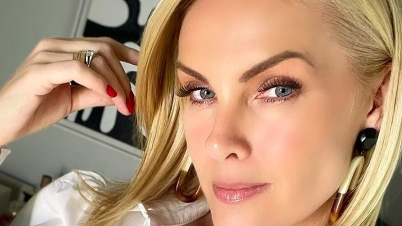 Ao longo desse período, Ana colecionou reconhecimentos. Por exemplo, em 2000, entrou para o 