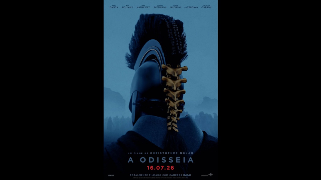 'A Odisseia', novo filme dirigido por Christopher Nolan e protagonizado por Matt Damon no papel de Odisseu, estreia nos cinemas brasileiros no dia 16 de julho de 2026. A produção adapta o poema grego atribuído a Homero e acompanha Odisseu em sua jornada de retorno para casa após a Guerra de Troia, enquanto enfrenta diversas figuras míticas. 
 -  (crédito: Divulgação)