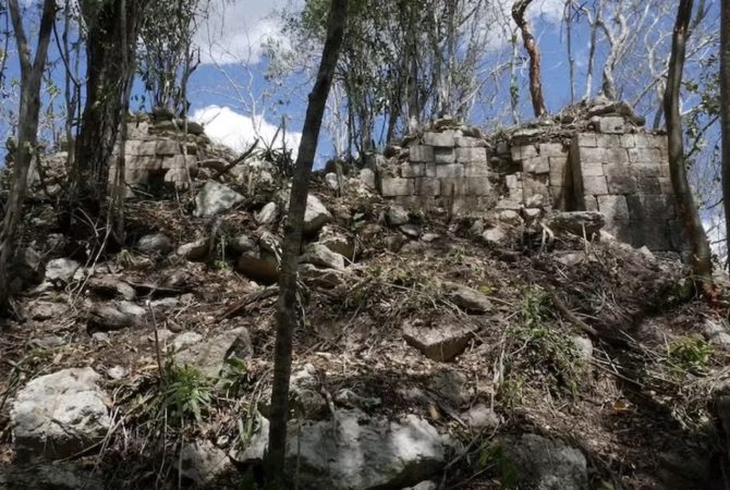 Arqueólogos encontram antiga metrópole maia escondida no meio da selva mexicana