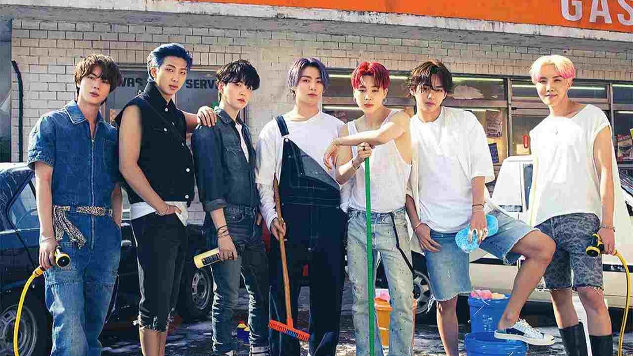 O grupo ajudou a popularizar o K-pop em diversos países e quebrou recordes de vendas, streaming e bilheteria. Entre seus maiores sucessos estão músicas como 