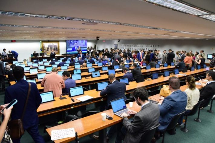 Como funciona a Câmara dos Deputados