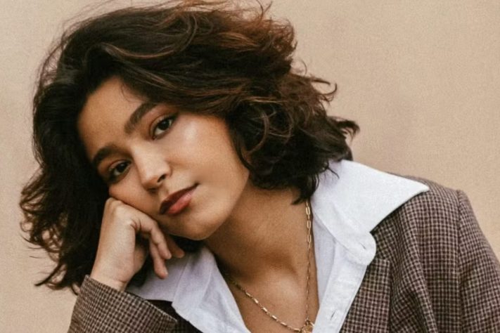 Cantora goiana Maria Froes faz sucesso no exterior com músicas que misturam diversos estilos – Reprodução @froesmari