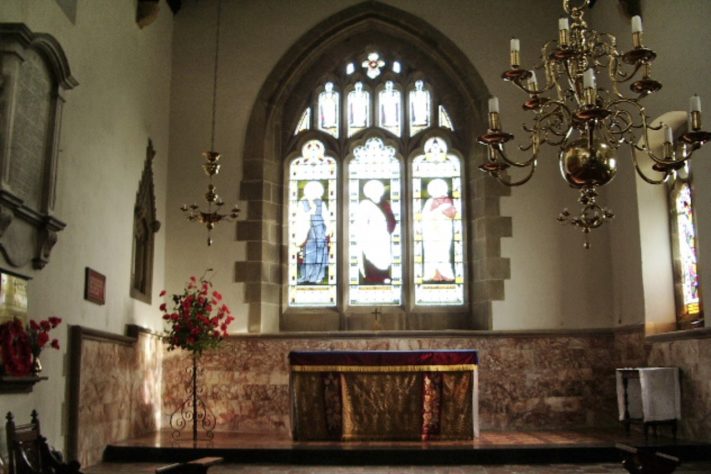 Igreja de St. Wilfrid, em Melling, no condado de Lancashire, Inglaterra – Alexander P Kapp/St Wilfrid's Church, Melling, Font/CC BY-SA 2.0