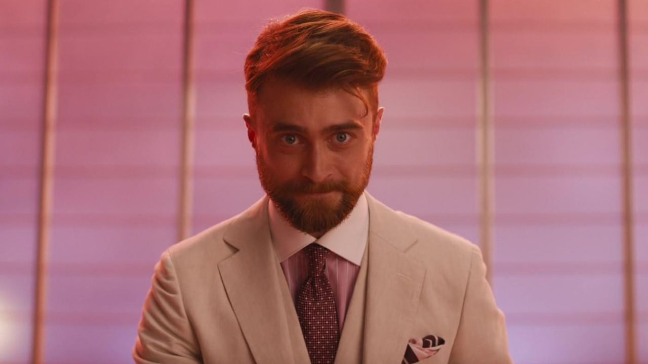 Após o fim da saga, Radcliffe buscou papéis distantes do universo bruxo. Ele protagonizou 