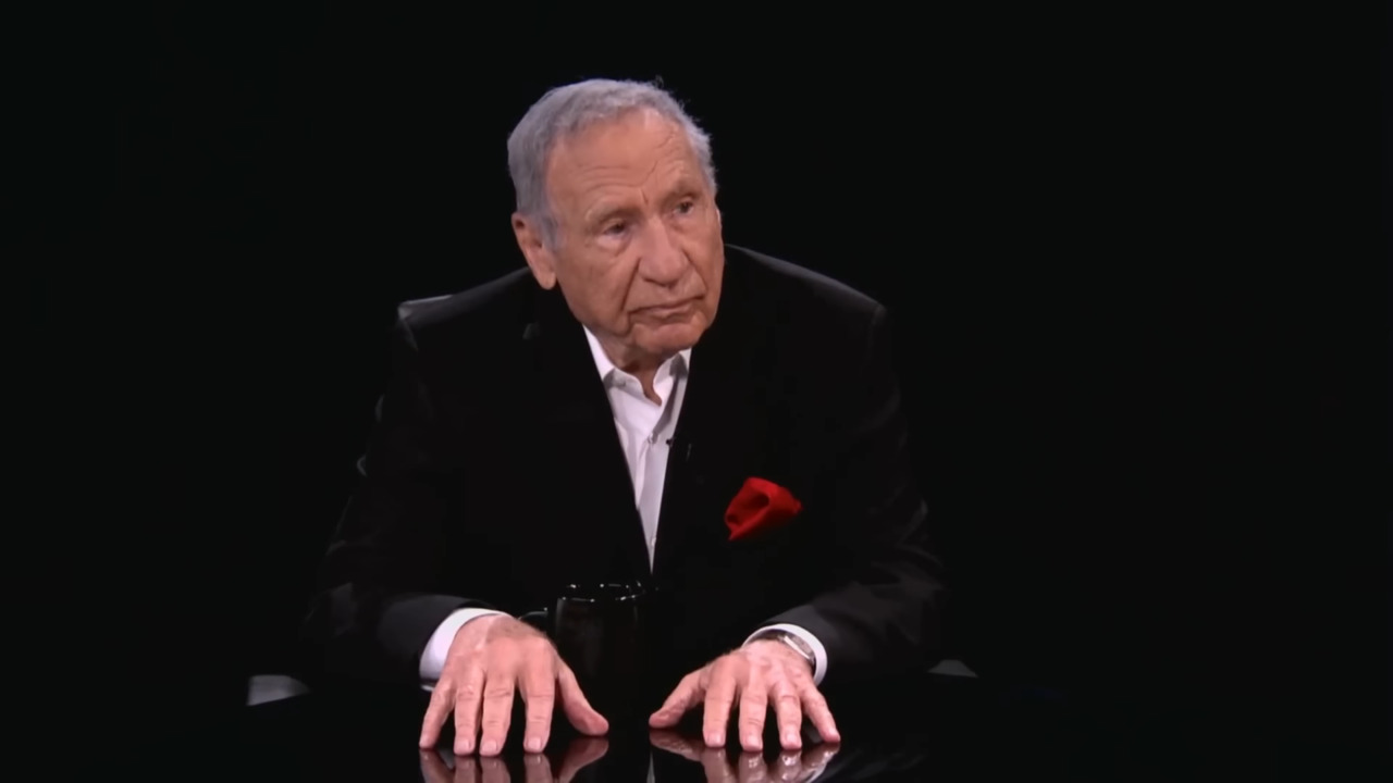 Mel Brooks também faz parte do seleto grupo de artistas que conquistaram o EGOT, título reservado aos vencedores dos quatro principais prêmios do entretenimento norte-americano: Emmy, Grammy, Oscar e Tony. Além disso, em 2009, recebeu a homenagem do Kennedy Center por sua contribuição à cultura dos Estados Unidos. 
