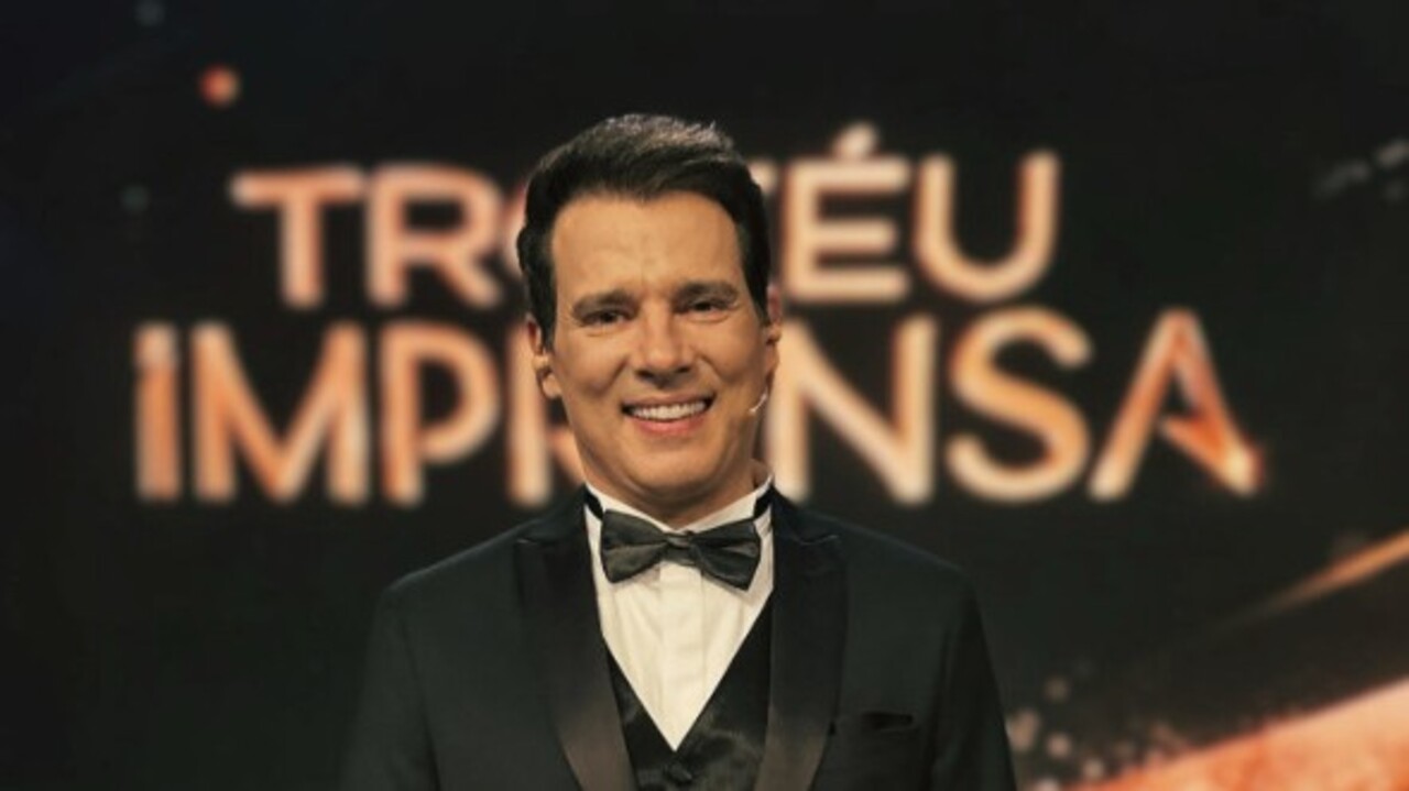 Celso Portiolli nasceu em 1º de junho de 1967, em Maringá, no Paraná. Ele é apresentador de televisão, radialista e empresário, com carreira na televisão brasileira desde a década de 1980. Portiolli também é proprietário da rádio Ótima FM, que conta com emissoras no interior do estado de São Paulo.
