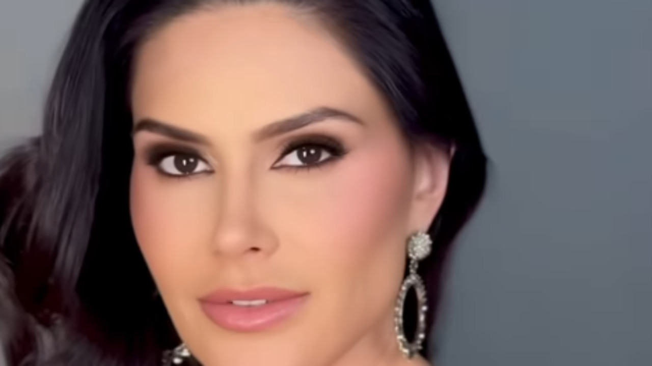A transmissão marcou o retorno do concurso à televisão aberta pela primeira vez desde 2019, que foi transmitida pela Band. Na edição 2026, Natália dividiu a apresentação com a jornalista Michelle Barros e recebeu diversos elogios nas redes sociais pela beleza. Durante a exibição, muitos também relembraram a participação de Natália no Miss Universo 2007, quando conquistou o segundo lugar no concurso internacional.
