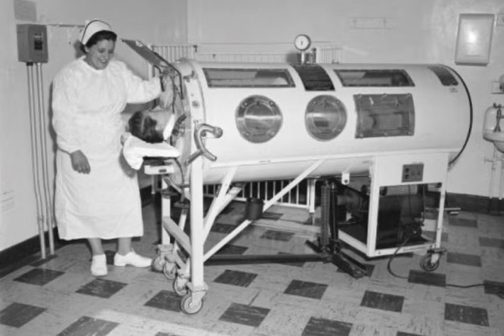 'Pulmão de aço' em 1960 nos Estados Unidos — CDC Public Health Image Library