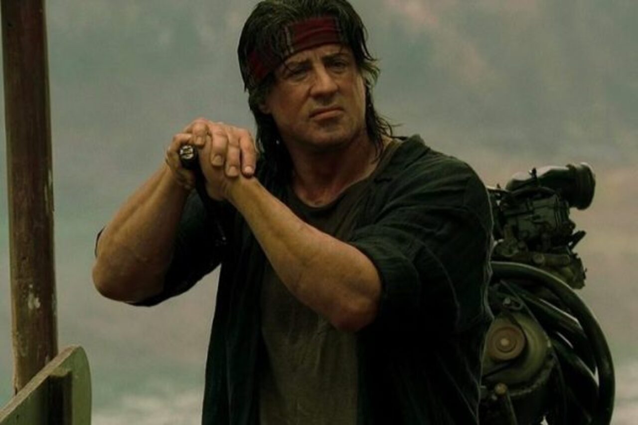 Ao lado da franquia “Rocky”, que reuniu seis filmes, os longas de Rambo ajudaram a definir o perfil dos grandes heróis de ação da época e consolidaram Stallone entre os atores mais rentáveis de Hollywood, disputando a preferência do público com nomes como Arnold Schwarzenegger.
