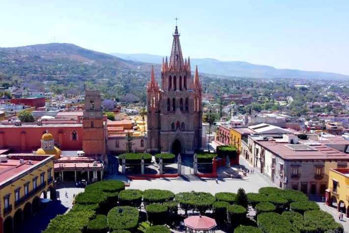 Paróquia de San Miguel Arcángel, San Miguel de Allende, México – Reprodução/YouTube Israel Plata