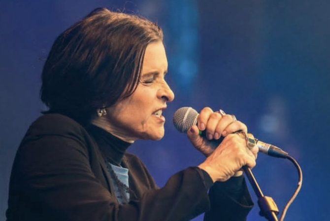 Prestes a completar 71 anos, Marina Lima fala sobre carreira