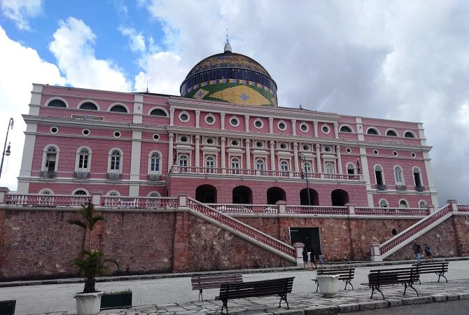 Unesco inclui teatros históricos de Manaus e Belém na lista de Patrimônio Mundial