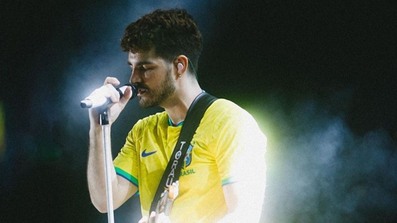 Com ingressos esgotados nas turnês e shows em grandes estádios brasileiros, Jão já se apresentou nos maiores festivais de música do país com shows memoráveis no Lollapalooza, The Town e no palco mundo do Rock in Rio. Também já se apresentou no Rock in Rio Lisboa.