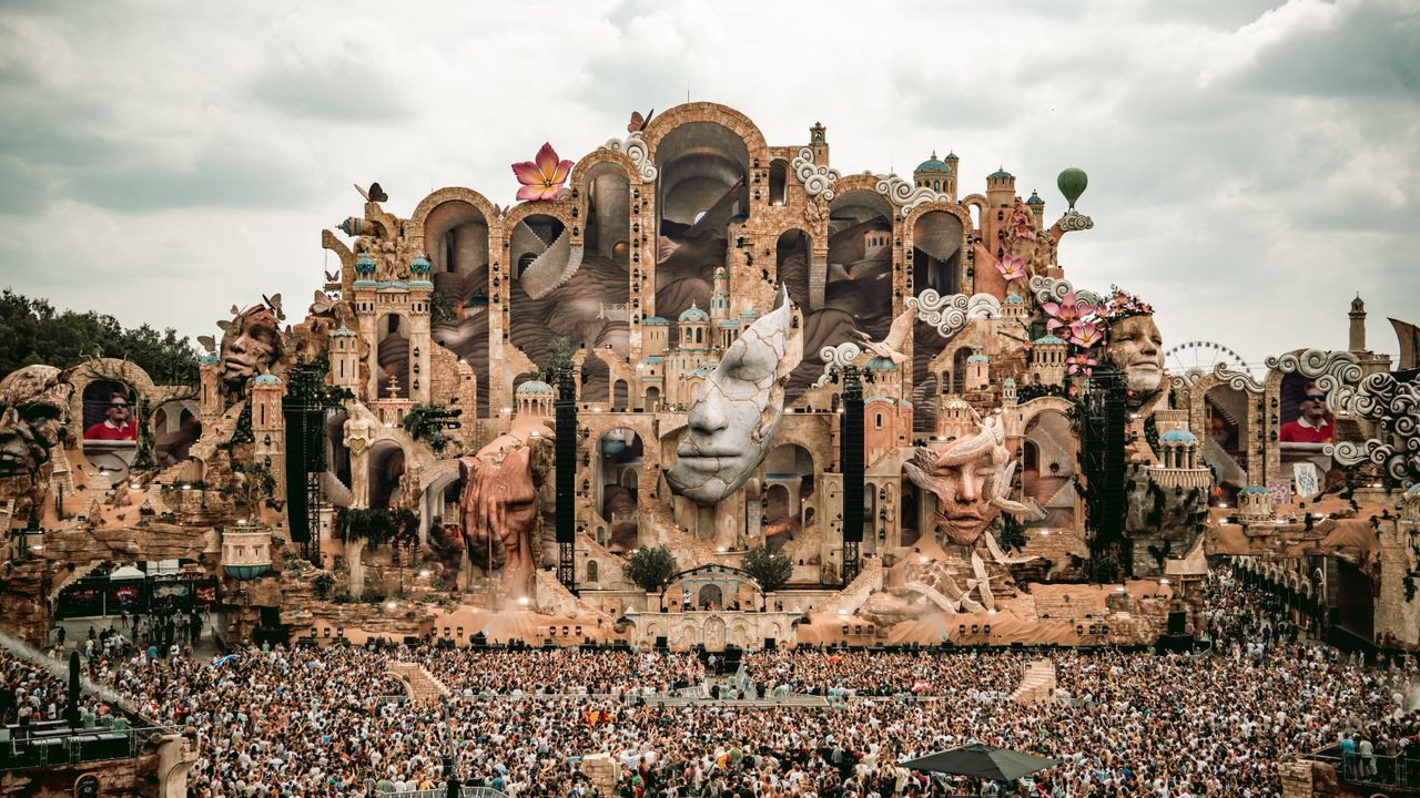O segundo fim de semana trará de volta Calvin Harris aos palcos do festival no dia 25 de julho. Alok se apresentará no Mainstage no dia 26, em um dos horários mais aguardados da programação. O público poderá acompanhar as apresentações pelo site oficial do festival e pelo canal oficial no YouTube.
