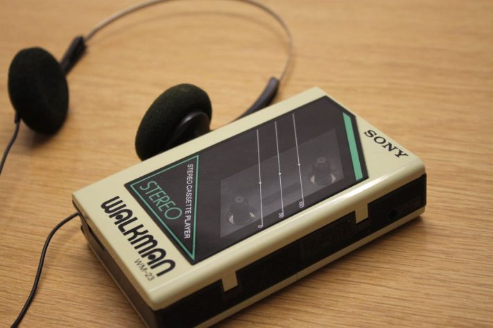 Aparelho Walkman fez sucesso nos anos 1980 – Pexels/Stefan