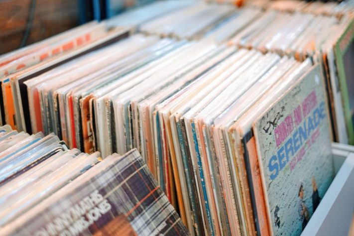 Discos de vinil – Pexels/Zeynep M.