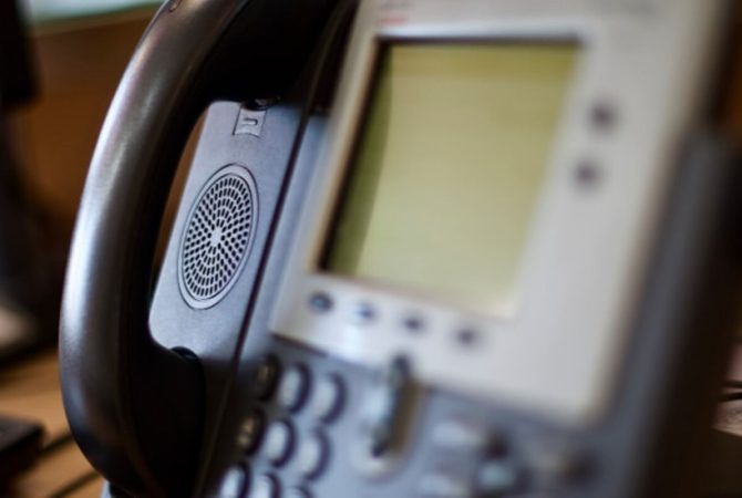 Finlândia desativa sua última rede de telefonia fixa tradicional após 150 anos