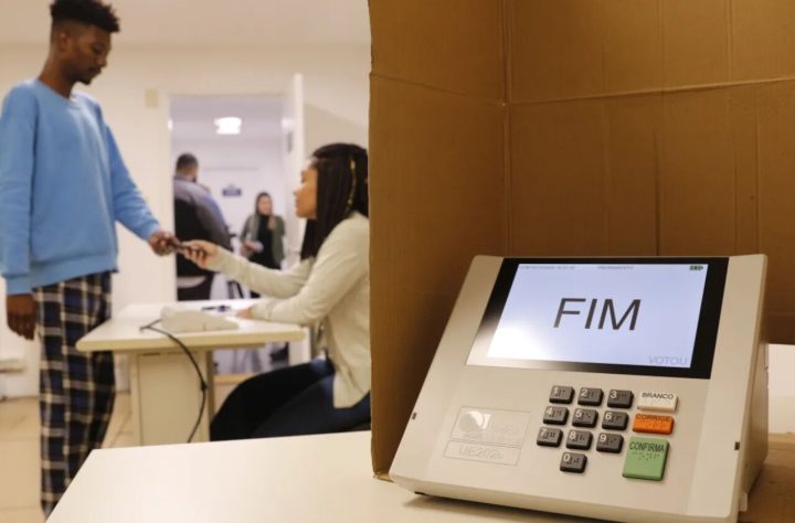Voto em branco e nulo