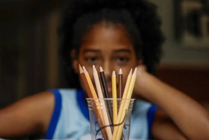 Artes visuais, dança, música e teatro terão aulas específicas nas escolas brasileiras; entenda mudança aprovada pelo MEC