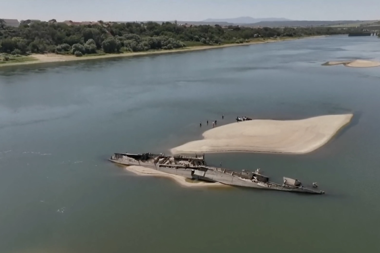 Seca extrema no rio Danúbio expõe destroços de navio nazista da 2ª Guerra Mundial – Reprodução/TV Globo