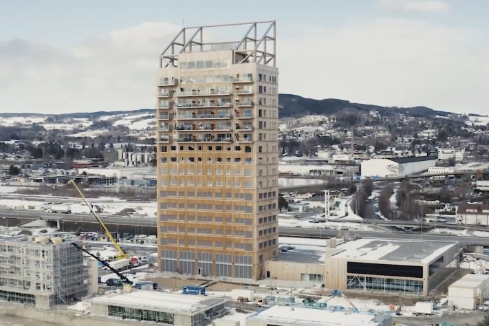 Torre de 18 andares na Noruega usa peças enormes de madeira e virou referência de engenharia – Reprodução