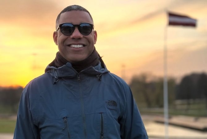Conheça Robson Jesus, brasileiro que bateu recorde ao conhecer os 193 países reconhecidos pela ONU