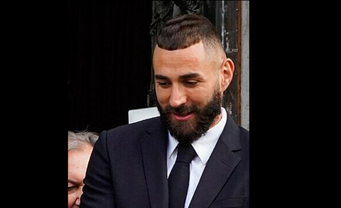 Karim tem significados como “generoso”, “nobre” e “honrado”. Um dos portadores mais conhecidos é o jogador francês Karim Benzema, de família argelina e vencedor da Bola de Ouro em 2022.