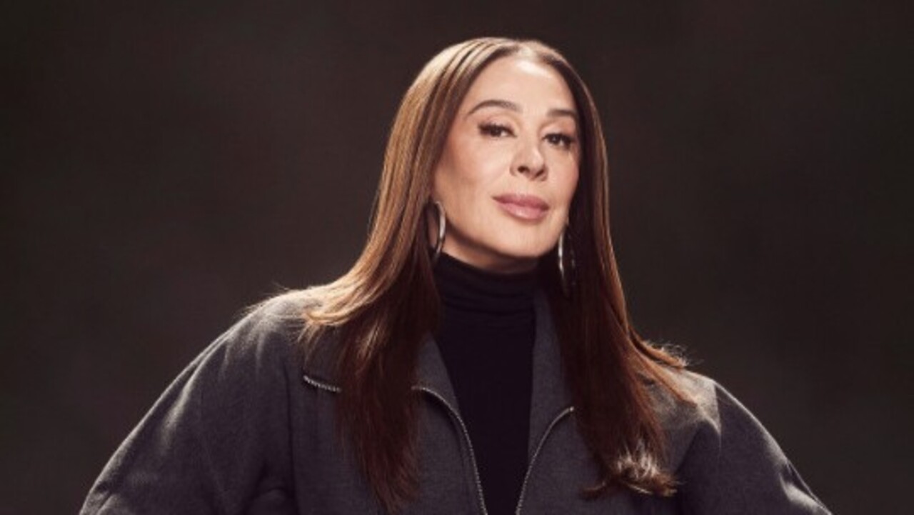Aliás, a atriz revelou à coluna Play, do jornal O Globo, que será protagonista de um filme produzido por Enzo. A obra adapta um livro e acompanha uma história ambientada no Rio Grande do Sul, centrada na relação entre mãe e filha. Além de estrelar o longa, Claudia assina a coprodução, que também conta com Bianca Comparato no elenco. 
