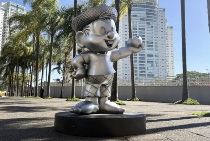 90 anos de Mauricio de Sousa: parceria com Waze promove visita a esculturas dos personagens da Turma da Mônica em São Paulo