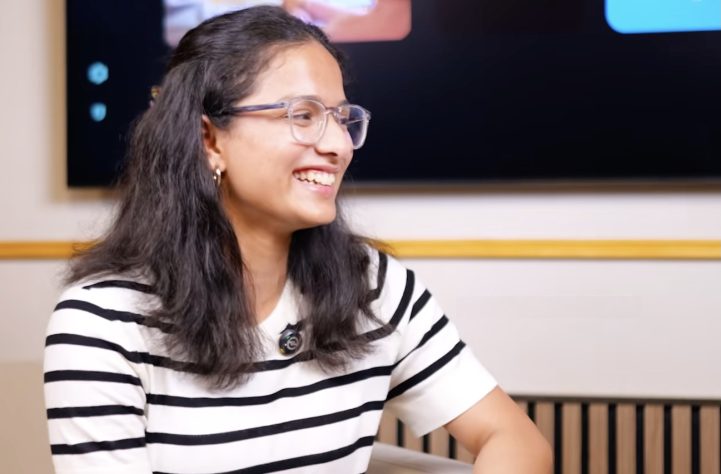 Arya Satheesh; Estudante irlandesa de 18 anos ganha prêmio internacional por criar tecnologia para degradar microplásticos – Reprodução/YouTube MIND Ireland