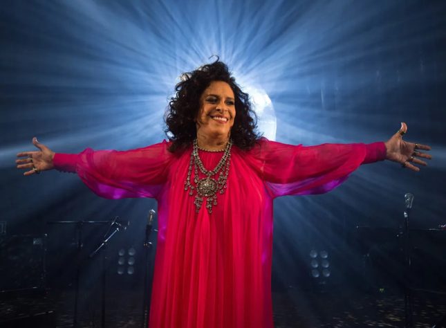 Cantora Gal Costa