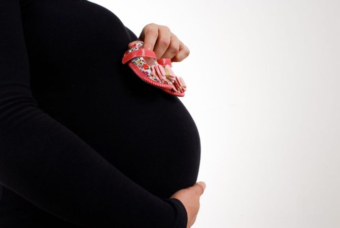 Famosas que engravidaram após os 40 anos: veja casos como Maju Coutinho