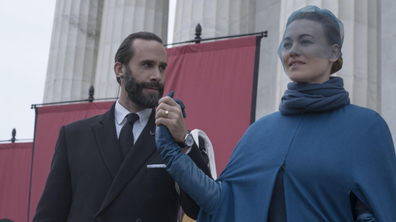 Na série, Serena Joy foi interpretada pela atriz australiana Yvonne Strahovski, que recebeu duas indicações ao Emmy por sua atuação. Na trama, a personagem é uma ex-personalidade da mídia religiosa, conservadora e casada com um alto funcionário do regime. 

