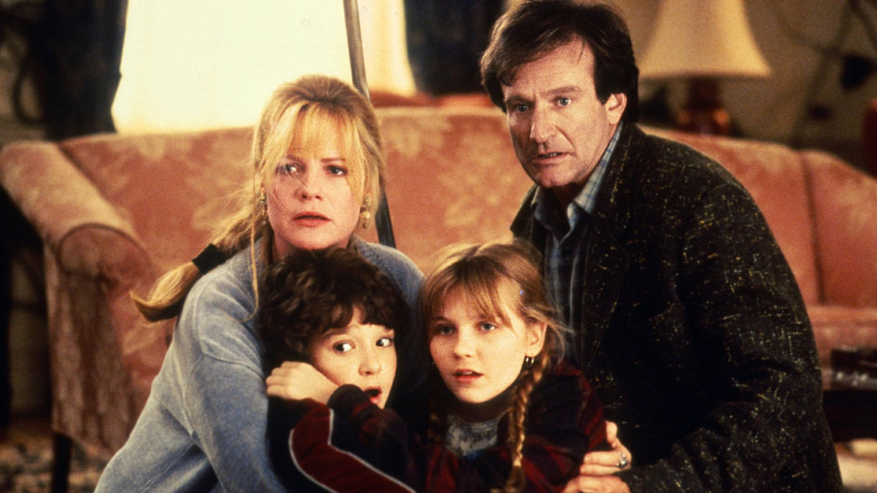 A primeira adaptação para o cinema chegou em 1995, sob direção de Joe Johnston e roteiro de Jonathan Hensleigh, Greg Taylor e Jim Strain. Estrelado por Robin Williams e Kirsten Dunst, o filme arrecadou cerca de 262,8 milhões de dólares nas bilheteiras mundiais e se tornou um clássico das aventuras infantojuvenis de Hollywood.
