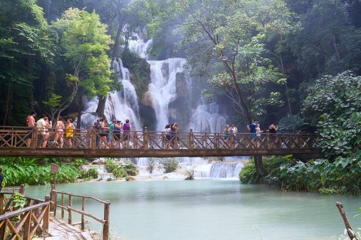 Cachoeiras de Kuang Si, Laos – Wikimedia Commons/Ekrem Canli