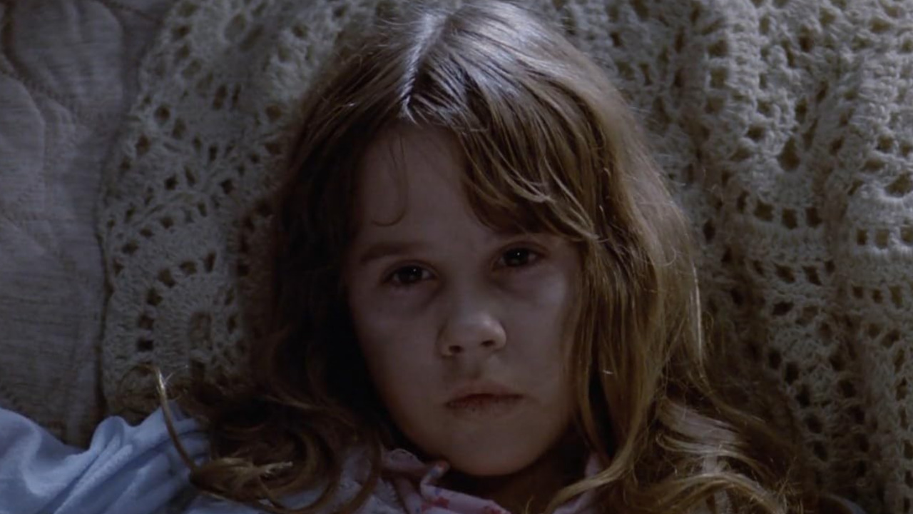 Linda Blair se destacou em Hollywood ainda na adolescência ao interpretar Regan MacNeil, a garota possuída pelo demônio Pazuzu em 