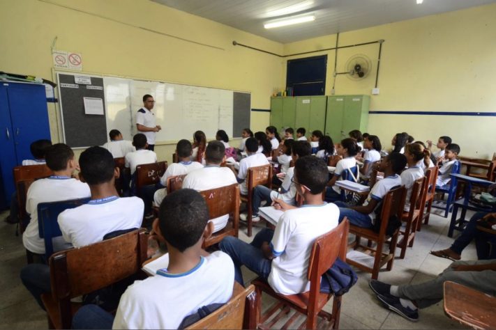 MEC oficializa regra que exige separar aulas de artes em quatro disciplinas – Agência Brasil