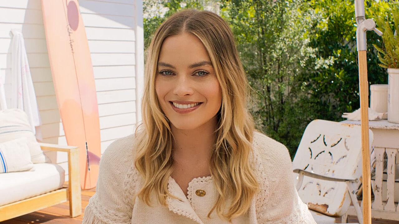 A trama será ambientada durante o Grande Prêmio de Mônaco de 1962 e acompanhará os pais de Danny Ocean, vividos por Bradley Cooper e Margot Robbie. Além de estrelar a produção, Cooper também assina a direção, o roteiro e a produção do longa. Já Margot Robbie produz o projeto por meio da LuckyChap Entertainment, ao lado de Tom Ackerley. 
