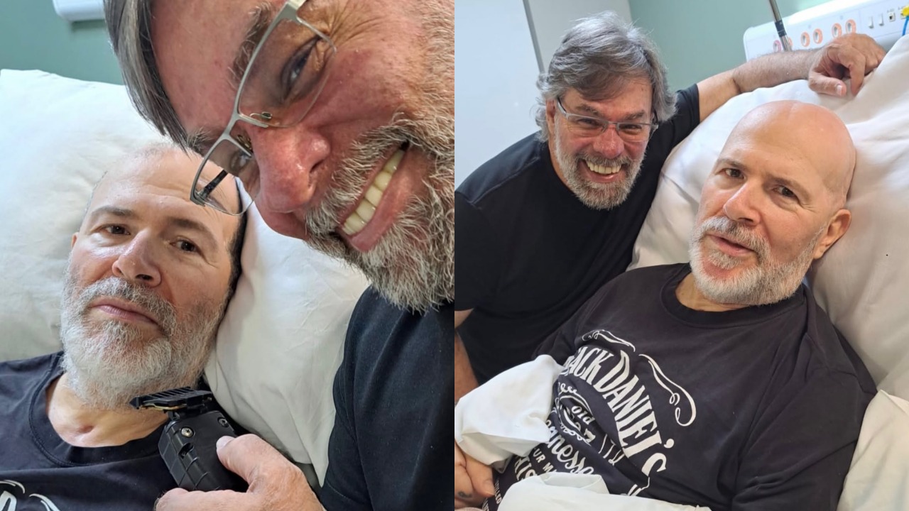 Em reabilitação há três anos após ser baleado na cabeça, o baixista Mingau, do Ultraje a Rigor, ganhou um novo visual com a ajuda de um dos irmãos. Nas redes sociais, foram compartilhadas fotos e vídeos que mostram o antes, o processo de transformação e o resultado final. 
 -  (crédito: Reprodução / Instagram)