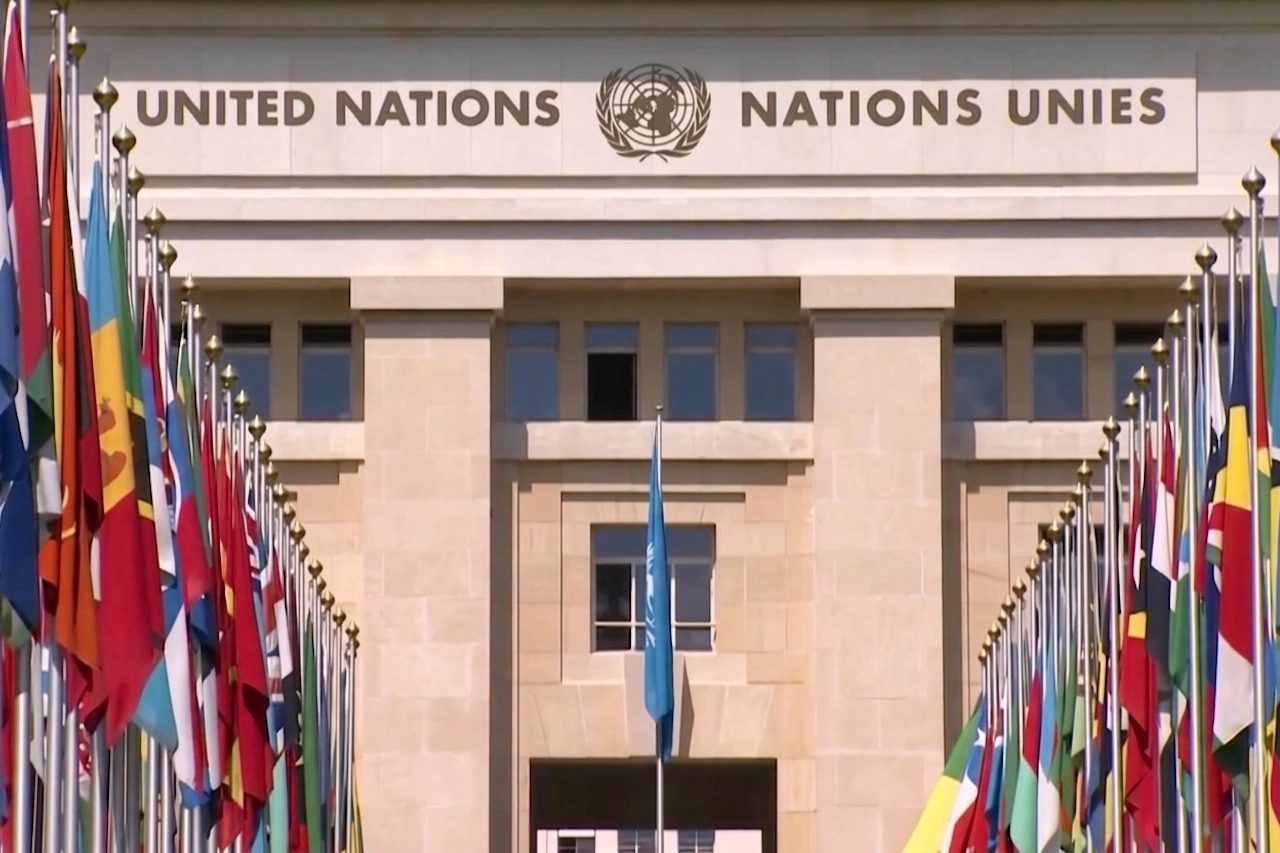 Para essas entidades, a regulamentação deve surgir antes de uma eventual expansão desse tipo de armamento. Em uma declaração conjunta, o secretário-geral da ONU, António Guterres, e a presidente do CICV, Mirjana Spoljaric, alertaram para o risco de máquinas passarem a decidir sozinhas quem deve ser atacado.